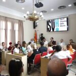 El alcalde, Miguel Comino ha firmado la delegación de competencias en los concejales y concejalas que formarán el equipo de gobierno municipal durante los próximos cuatro años.